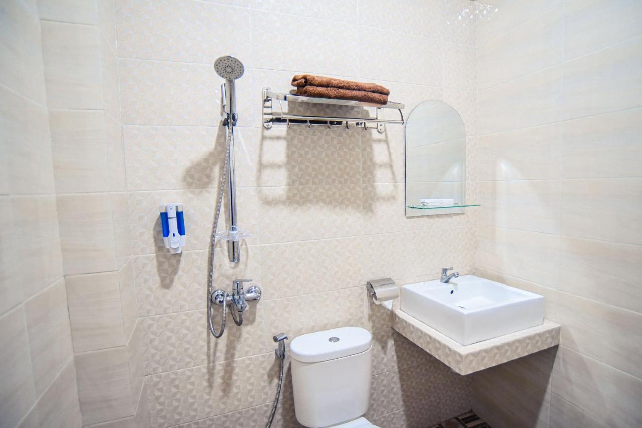 Ndalem Mataram Apartment Banyuwangi  Room photo