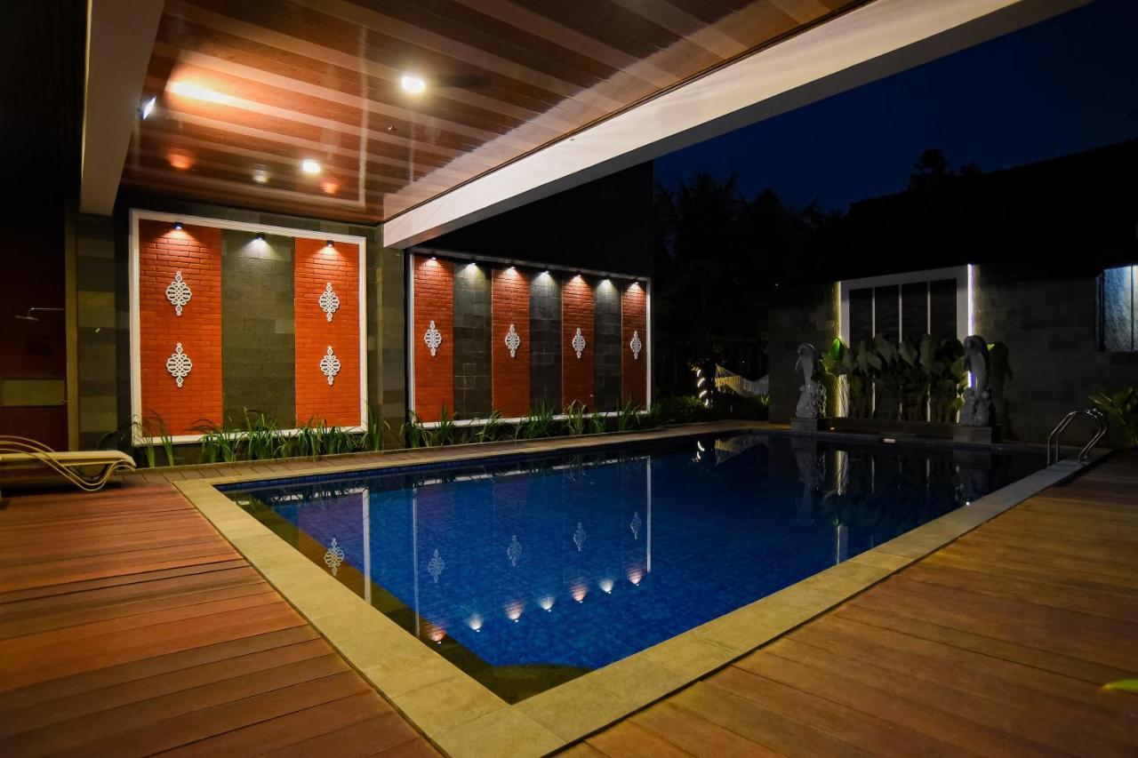 Ndalem Mataram Apartment Banyuwangi  Exterior photo